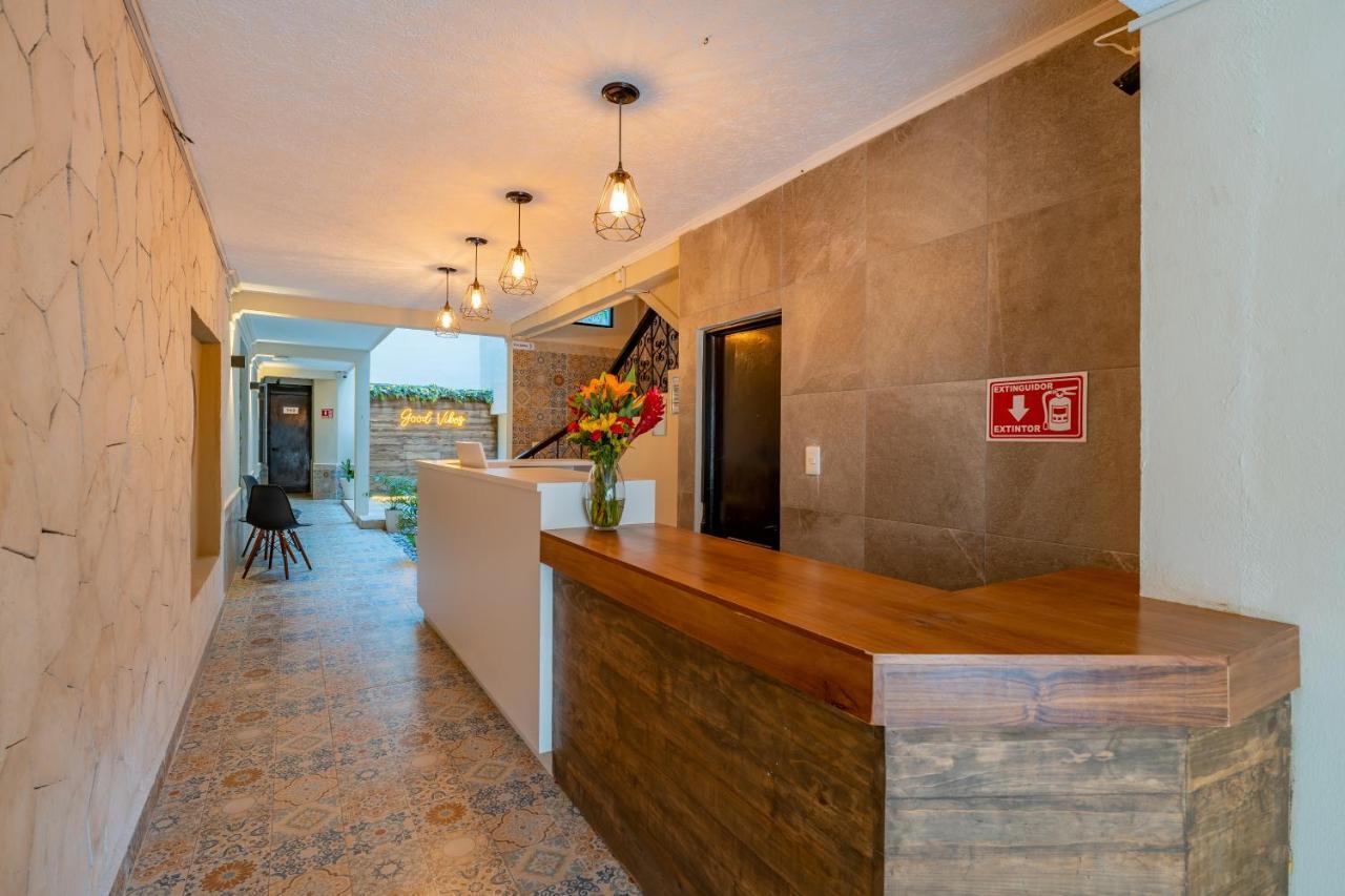 Hotel Brisas 5A Av, プレヤデルカーメン エクステリア 写真