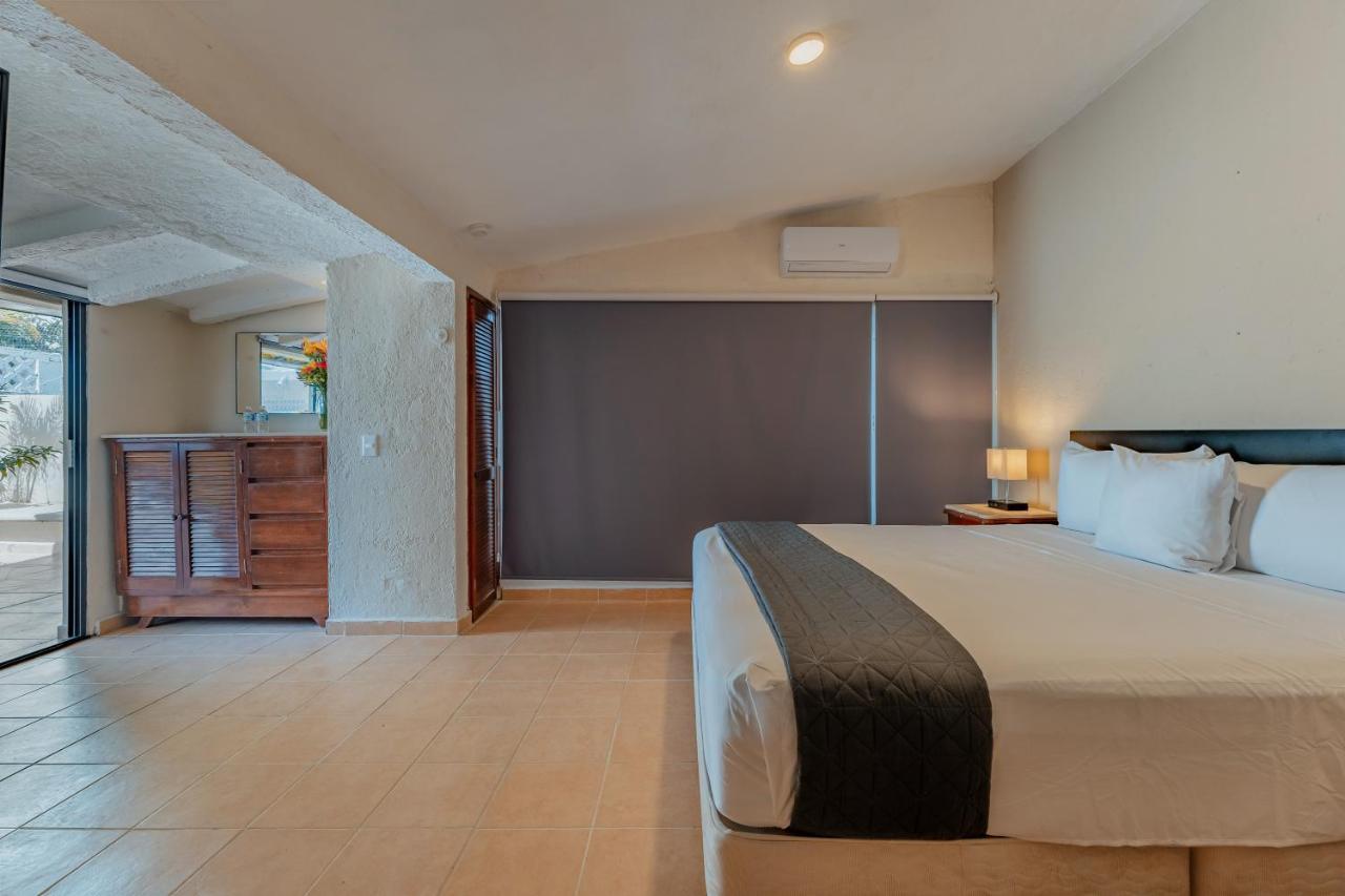Hotel Brisas 5A Av, プレヤデルカーメン エクステリア 写真