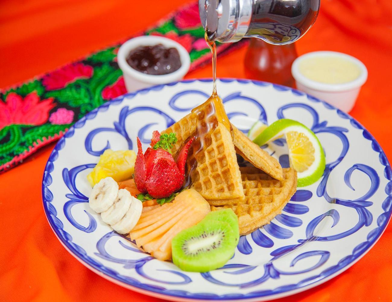 Hotel Brisas 5A Av, プレヤデルカーメン エクステリア 写真