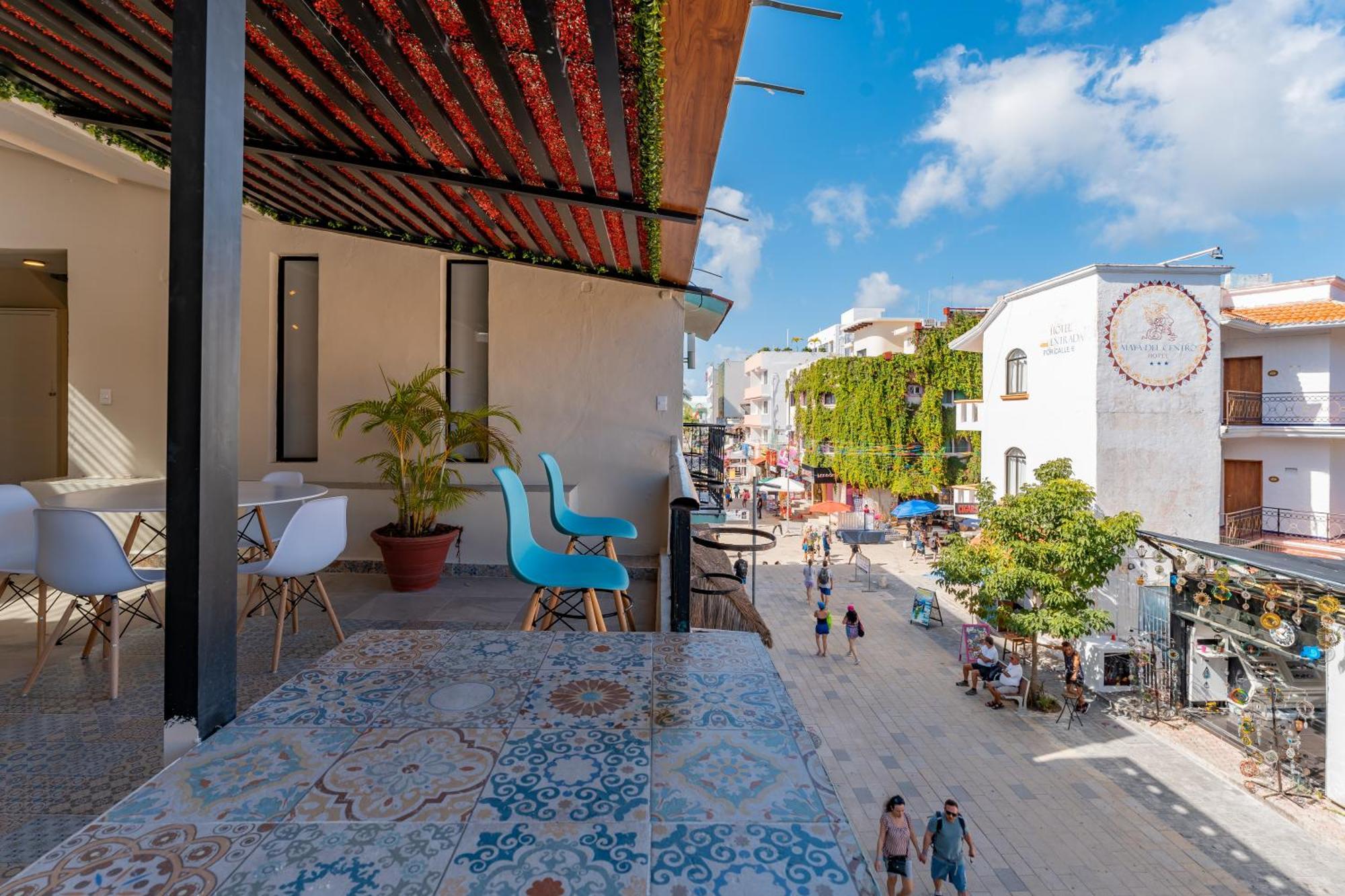 Hotel Brisas 5A Av, プレヤデルカーメン エクステリア 写真